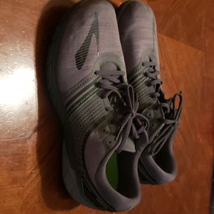 Men's size 13 Brooks